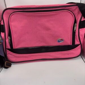 American tourist shoulder strap carry on bag